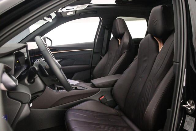 Cupra Terramar VZ Performance 1.5 TSI e-Hybrid 272pk DSG Automaat Panoramadak, Lederen bekleding, 360 camera, Adaptive cruise control, Trekhaak, Navigatie, Sennheiser Audio, LED matrix verlichting