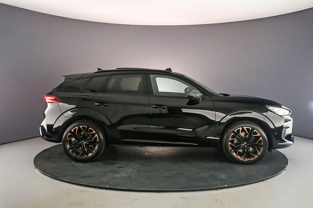 Cupra Terramar VZ Performance 1.5 TSI e-Hybrid 272pk DSG Automaat Panoramadak, Lederen bekleding, 360 camera, Adaptive cruise control, Trekhaak, Navigatie, Sennheiser Audio, LED matrix verlichting