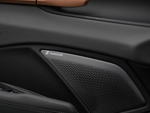 Cupra Terramar 1.5 TSI e-Hybrid 272 pk DSG VZ | Panoramadak | Trekhaak | Sennheiser | Leder/Suède | Geheugenstoel | Adaptief onderstel | 360 camera | Head-up display | Matrix LED