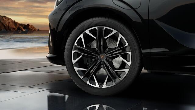 Cupra Terramar 1.5 TSI e-Hybrid 204 6DSG Business | 360 graden camera | Achteruitrijcamera | Draadloze Apple CarPlay(TM), Android Auto(TM)