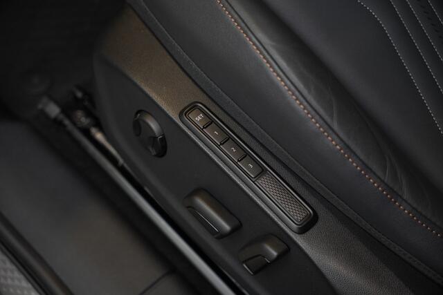 Cupra Terramar 1.5TSI/272PK e-Hybrid VZ America's CUP|2025|Trekhaak|Leder+Memory|MATTE Lak|Matrix-LED|Sennheiser|PDC+Assist+360Camera|Winterpack|Head-up