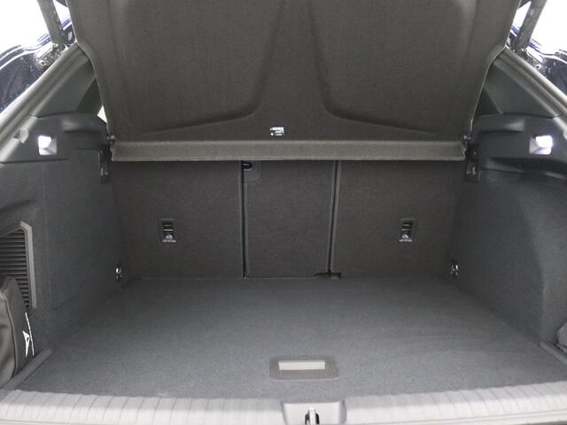 Cupra Terramar 1.5 TSI e-Hybrid Business 204PK DSG Pano-Schuifdak, Trekhaak, 20" LM Velgen, Memorystoel, Keyless, Side Assist, Head-Up Display, 360gr. Camera, Stoel-Stuurverwarming