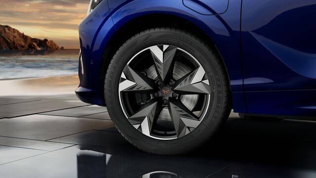 Cupra Terramar 1.5 TSI e-Hybrid 204 6DSG Business | 360 graden camera | Achteruitrijcamera | Draadloze Apple CarPlay(TM), Android Auto(TM)