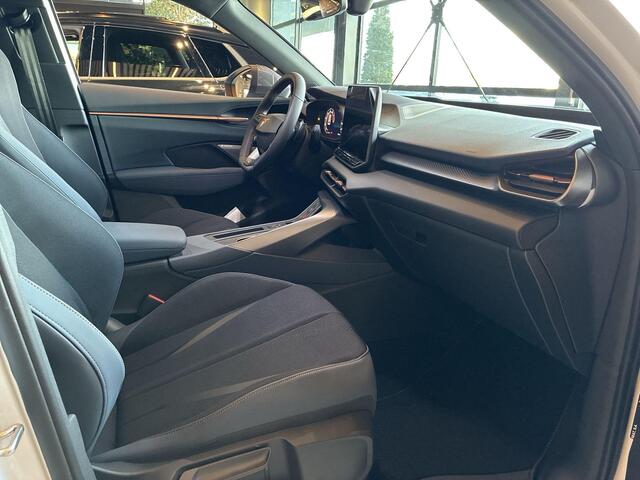 Cupra Terramar 1.5 TSI e-Hybrid VZ Performance 272PK l Panoramadak l Wegklapbare trekhaak l Sennheiser Audio