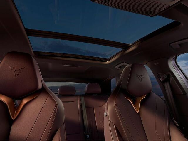 Cupra Terramar 1.5 TSI e-Hybrid VZ Tribe Edition 272pk / Tribe Edition velgen / matrix led verlichting / glazen schuif-kanteldak / wegklapbare trekhaak