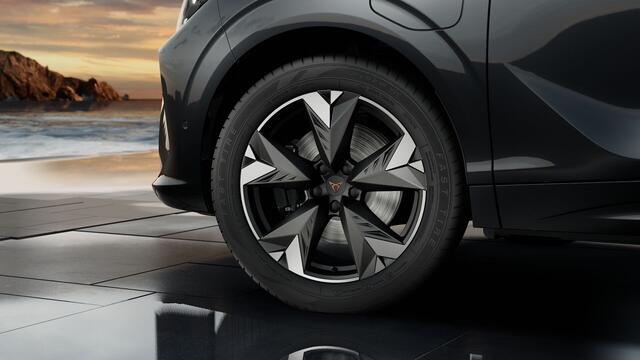 Cupra Terramar 1.5 TSI e-Hybrid 204 6DSG Business | 360 graden camera | Achteruitrijcamera | Draadloze Apple CarPlay(TM), Android Auto(TM)