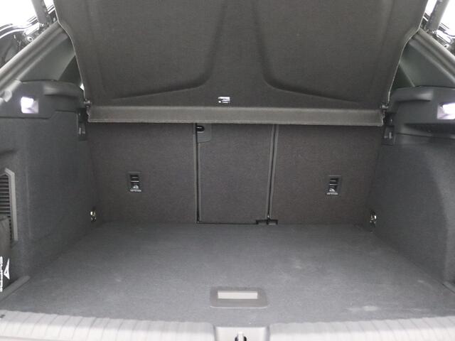 Cupra Terramar 1.5 TSI e-Hybrid VZ Performance 272PK DSG Pano-Schuifdak, Trekhaak, 20" LM Velgen, Matrix-LED Verlichting, Head-Up Display, 360gr. Camera, Sennheiser Audio, Leder, Keyless, Side Assist