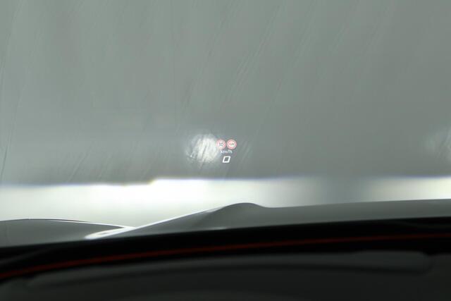 Cupra Terramar 1.5 TSI e-Hybrid 272pk VZ Performance Trekhaak 360Camera Sennheiser HUD Keyless Panoramadak Memory Navigatie