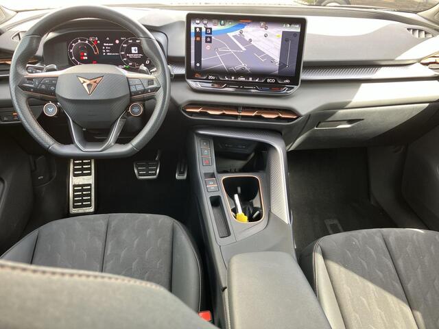 Cupra Terramar 1.5TSIe-Hybrid 200kW/272PK VZ Performance · Panoramadak · Trekhaak · 360°Camera + Parkeersensoren · Garantie t/m 28-04-2030 of 100000km.