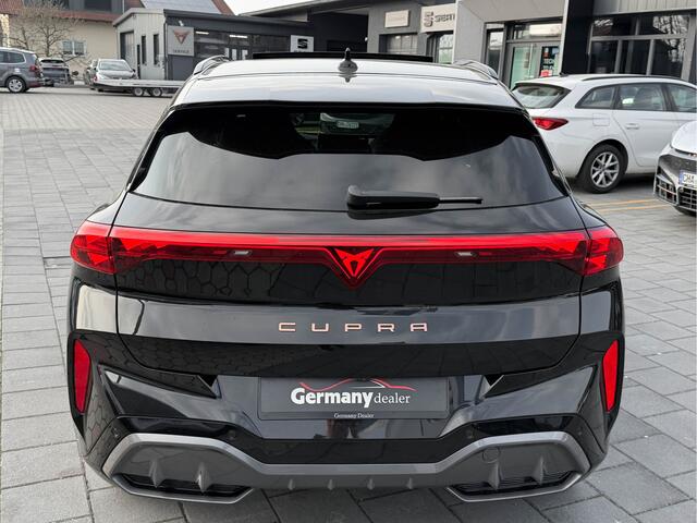 Cupra Terramar 1.5TSI e-Hybrid 272PK VZ Performance Pano Head-Up E-Trekh 19-Inch 360Cam Keyless Carbon VOL!