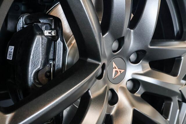 Cupra Terramar 1.5 TSI e-Hybrid 272pk VZ America s CUP Pano/Matrix LED/Leder/Head-up/Sennheiser/360/Keyless/ACC/DCC/20"