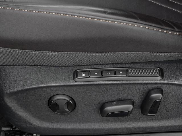 Cupra Terramar 1.5 TSI 272pk DSG e-Hybrid VZ Performance · 360 Camera · Panoramadak · SENNHEISER Audio · Leder · Elek. Voorstoelen · Head-Up · Keyless · 20'' Inch ·
