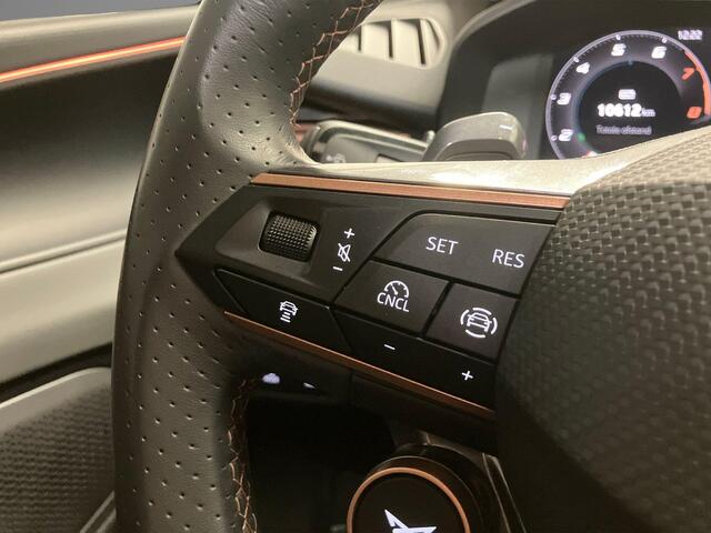 Cupra Terramar 1.5TSIe-Hybrid 200kW/272PK VZ Performance · Panoramadak · Trekhaak · 360°Camera + Parkeersensoren · Garantie t/m 28-04-2030 of 100000km.