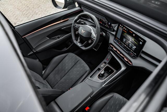 Cupra Terramar 1.5 TSI e-hybrid 300pk ABT Aero VZ Performance | ABT HR21 Glossy Black velgen | Panoramadak | Stoelverstelling elektrisch | Trekhaak