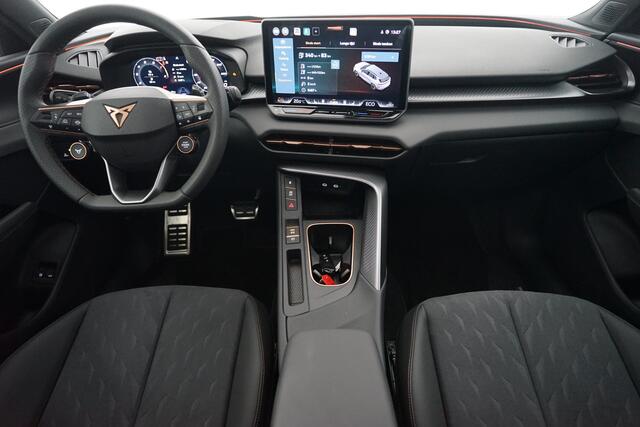 Cupra Terramar 1.5 TSI e-Hybrid Business | Pano | Trekhaak