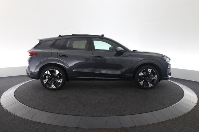Cupra Terramar 1.5 TSI e-Hybrid Business | Pano | Trekhaak