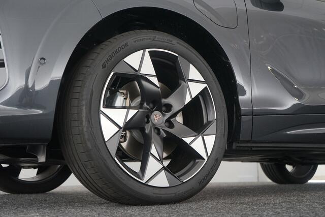Cupra Terramar 1.5 TSI e-Hybrid Business | Pano | Trekhaak