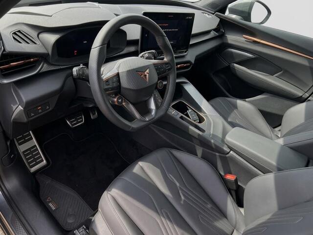 Cupra Terramar 1.5 TSI e-Hybrid VZ America s CUP 272pk | Panoramadak | Trekhaak | 360° Camera | Elektrisch verstelbare voorstoelen | Lederen bekleding | Verwarmbare voorstoelen