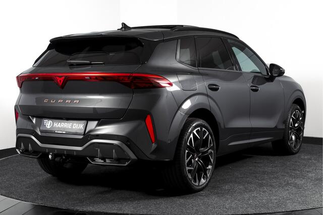 Cupra Terramar 1.5 TSI e-Hybrid 272 PK VZ Performance | S/K-Panodak | Elek. Trekhaak | Matrix LED | Sennheiser | Elek. stoelen | Adapt. Cruise | Stoel-+Stuurverw. | 360 Camera | NAV+App. Connect | ECC | LM 20" | 4253