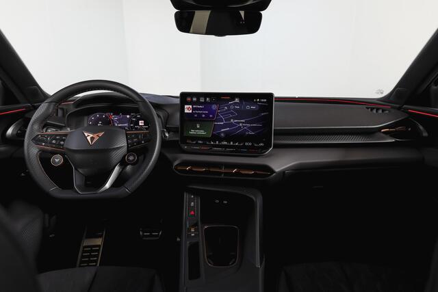 Cupra Terramar 1.5 TSI e-Hybrid 272 PK VZ Performance | S/K-Panodak | Elek. Trekhaak | Matrix LED | Sennheiser | Elek. stoelen | Adapt. Cruise | Stoel-+Stuurverw. | 360 Camera | NAV+App. Connect | ECC | LM 20" | 4153