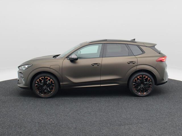 Cupra Terramar 1.5 TSI e-Hybrid VZ Performance | Pano dak | 20" inch | Trekhaak | 272 pk | Sennheiser Audio | HUD | PHEV | Uniek ! |