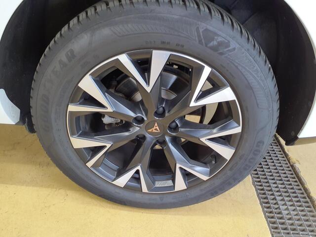 Cupra Terramar 1.5 TSI 204pk DSG e-Hybrid Business / 360 Camera / Head-Up / Navigatie