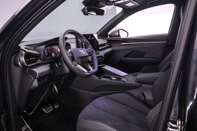 Cupra Terramar 1.5 TSI e-Hybrid VZ Performance 272pk DSG Automaat, Trekhaak, Panoramadak, Sennheiser, 360 camera, Head up display, Stoelverwarming, Stuurverwarming, Matrix LED koplampen, Elektrische achterklep, Parkeersensoren, Navigatie, App-connect