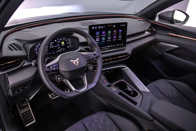 Cupra Terramar 1.5 TSI e-Hybrid VZ Performance 272pk DSG Automaat, Trekhaak, Panoramadak, Sennheiser, Head up display, Stoelverwarming, Stuurverwarming, 360 camera, Navigatie, App-connect, Matrix LED koplampen, Dodehoeksensoren