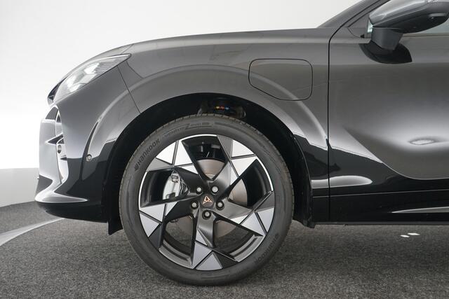 Cupra Terramar 1.5 TSI e-Hybrid Business 204PK DSG Panoramadak, Trekhaak, 20" LM Velgen, Keyless, Side Assist, Head-Up Display, 360gr. Camera, Stoel-Stuurverwarming – foto 8
