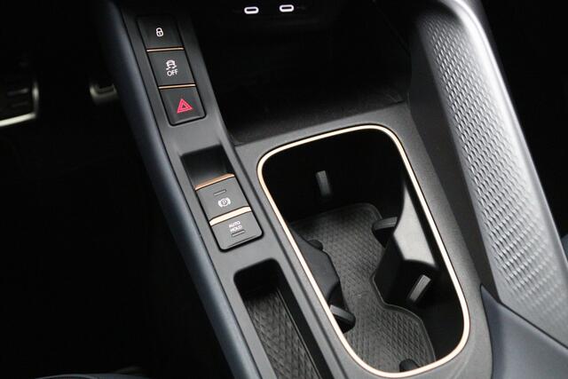 Cupra Terramar 1.5 TSI e-Hybrid VZ 272 PK Performance PHEV, Panoramadak, Carplay, Stuur-Startknop, Camera – foto 9