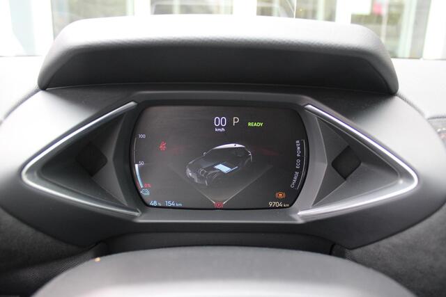 DS DS 3 E-TENSE 156PK AUTOMAAT PERFORMANCE LINE 54 kWh | HEAD UP DISPLAY | NAVIGATIE | ALL SEASON BANDEN | CLIMATE CONTROL | PARKEER SENSOREN | APPLE CARPLAY/ANDROID AUTO | LICHTMETALEN VELGEN 17" | 3-FASE! | ¤2000,- SUBSIDIE MOGELIJK! |