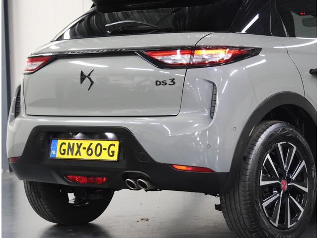DS DS 3 1.2 130PK Performance Line | AUTOMAAT | AppleCarPlay/AndroidAuto | Navigatie | Climate Control | Adaptief Cruise Control | 360'Camera | Alcantara | Keyless | Head-Up Display | Privacy Glass | Isofix |