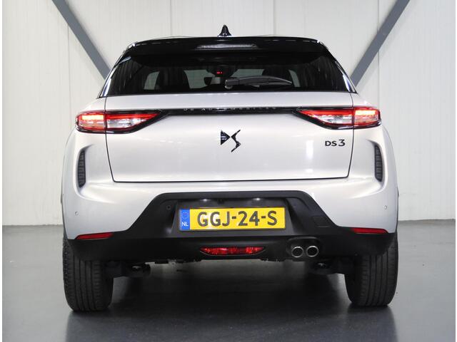 DS DS 3 1.2 130PK Performance Line | AUTOMAAT | AppleCarPlay/AndroidAuto | Navigatie | Climate Control | Adaptief Cruise Control | 360'Camera | Alcantara | Keyless | Head-Up Display | Privacy Glass | Isofix |