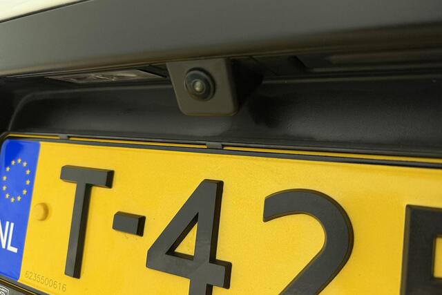 DS DS 3 E-Tense Performance Line 54 kWh | Navigatie | Camera | Parkeersensoren | Keyless | Lichtmetalen velgen | Half suède bekleding