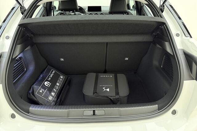 DS DS 3 E-Tense Performance Line 54 kWh | Navigatie | Camera | Parkeersensoren | Keyless | Lichtmetalen velgen | Half suède bekleding