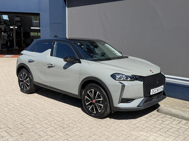 DS DS 3 1.2 Turbo 100 PK Performance Line DS3 | Facelift | Hoge Zitpositie | Navigatie via Telefoon | Parkeersensoren | Full LED Koplampen | Alcantara Bekleding | Zwart Dak | 17 inch Lichtmetalen Velgen | DAB+ Radio | Cruise Control | Digitaal Dashboard | Keyless