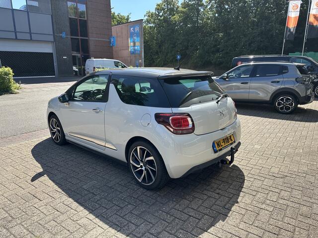 DS DS 3 1.2 PureTech Sport Chic Airco/Camera/Cruise/Apple CarPlay/Stoelverwarming Eurorepar
