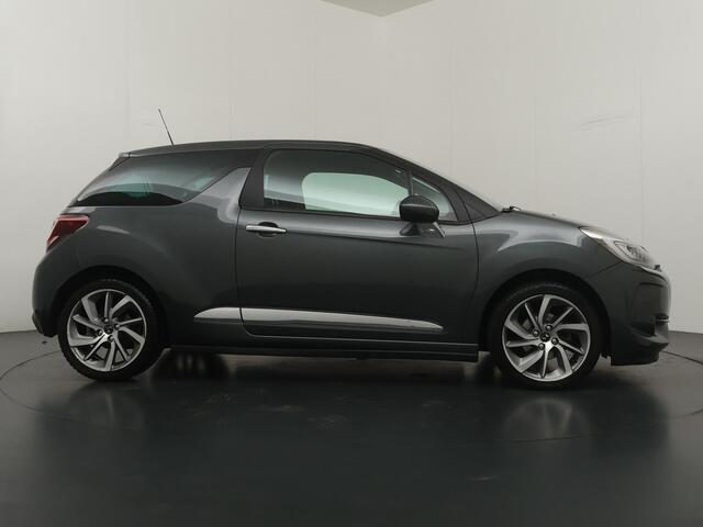 DS DS 3 1.2 PureTech Givenchy Le MakeUp - Automaat - Achteruitrijcamera - Navigatie - Airconditioning