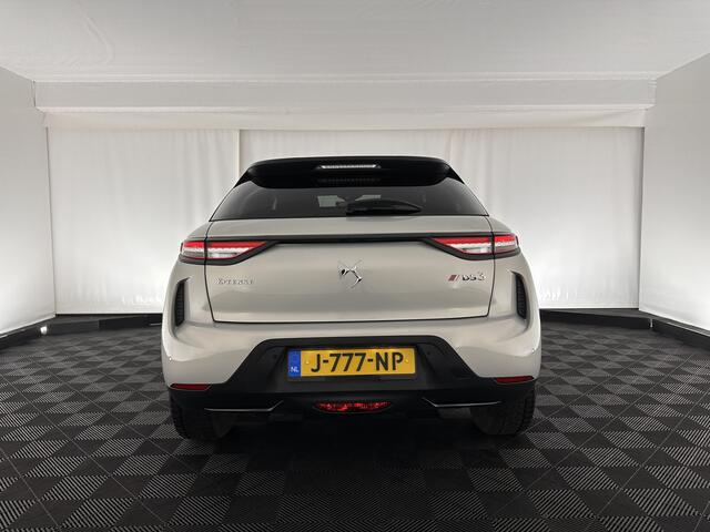 DS DS 3 CROSSBACK E-Tense So Chic 50 kWh [ 3-Fase ] (INCL.BTW) *1/2LEATHER | DIGI-COCKPIT | SPORT-SEATS | APPLE-CARPLAY | DAB+ | ECC | PDC | CRUISE*