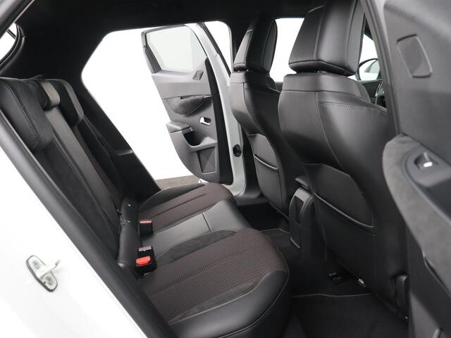 DS DS 3 CROSSBACK 100pk Performance Line | Navigatie | Achteruitrijcamera | 17"Lichtmetalen velgen |