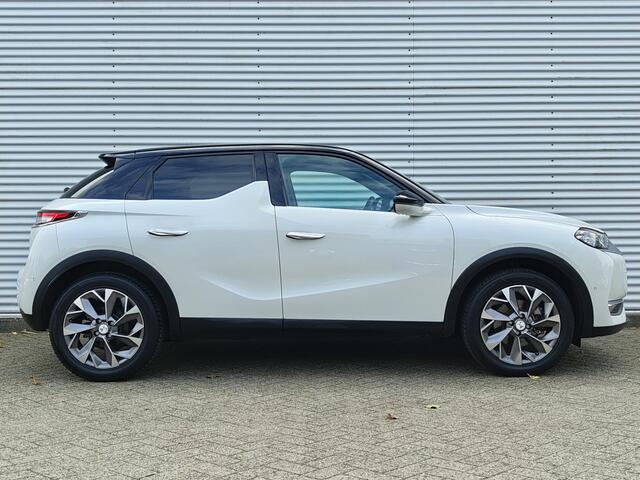 DS DS 3 CROSSBACK SUV Grand Chic Opera EV 3-FASEN 50kWh 136pk | DS MATRIX LED | SMART KEYLESS | ZWART LEDER | TWO-TONE | NAVI | CAMERA | STOELVERW. | CRUISE CONTROL | DAB+ |