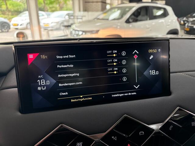 DS DS 3 CROSSBACK 1.2 Navigatie Airco ECC Multimedia PDC Apple Android