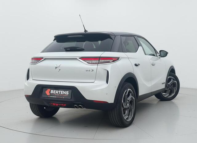 DS DS 3 CROSSBACK 1.2 PT 130 EAT8 Grand Chic | Lederen interieur | Zeer compleet | Prijs is rijklaar