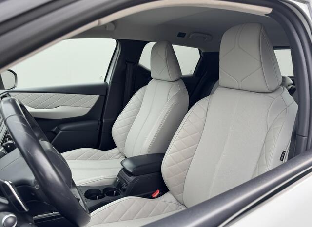 DS DS 3 CROSSBACK 1.2 PT 130 EAT8 Grand Chic | Lederen interieur | Zeer compleet | Prijs is rijklaar