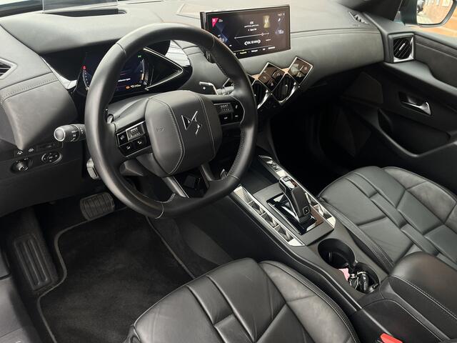 DS DS 3 CROSSBACK PureTech 130 Grand Chic | Stoelverwarming | Leder | Adaptive Cruise Control | Head-up display | Keyless | Elektrisch verstelbare stoelen |