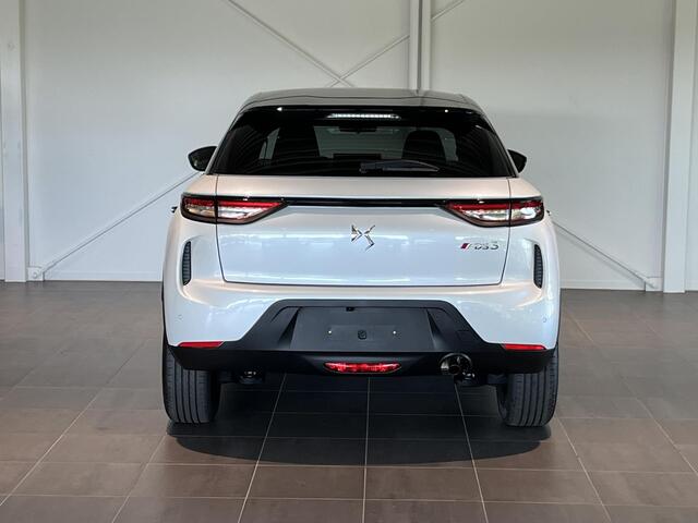 DS DS 3 CROSSBACK Performance Line | 17? Velgen | Keyless Entry | Navigatie | Camera achter | Sensoren voor- en achter | Cruise Control | Apple Carplay & Android Auto