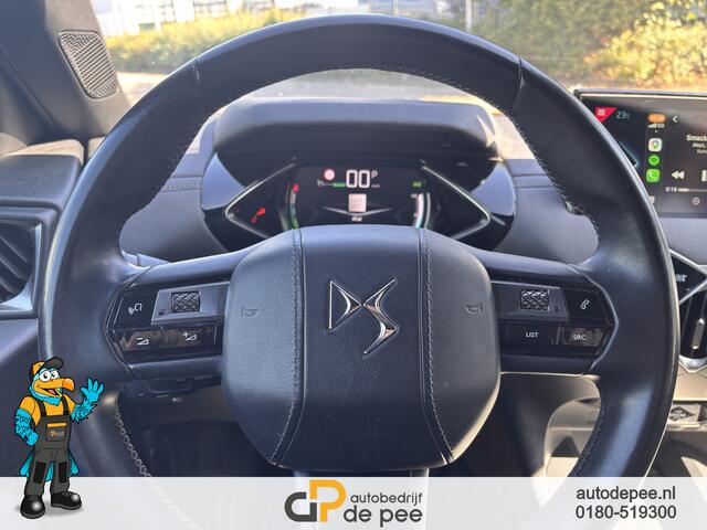 DS DS 3 CROSSBACK E-Tense Rivoli 50 kWh GARANTIE/INCL.BTW/CCS/LEDER./SENS. V+A/CAMERA/STOELVERW/CRUISE/CLIMA/CARPLAY/LICHTMETAAL rijklaaprijs!