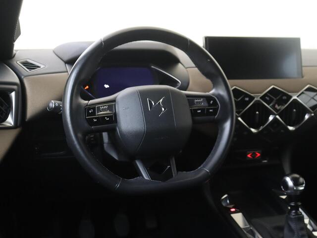DS DS 3 CROSSBACK 1.2 PureTech Business | Apple Carplay/Android Auto | Autonomous Emergency Braking | lichtmetalen velgen 17" | navigatiesysteem full map,