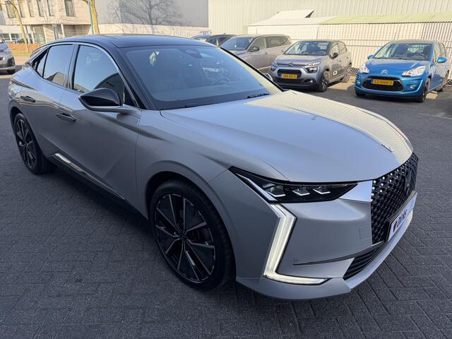 DS DS 4 225pk E-Tense La Première (Elektrisch Schuifdak - Leder incl verwarming/koeling/massage/geheugen - NightVision - Focal Electra - Elektrische klep - 20"- 360gr Camera - Adaptieve Cruise Controle)