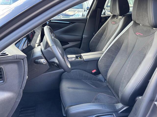 DS DS 4 1.6 PT 225 Performance Line | 225pk Benzine | 1600 kg Trekvermogen | Incl. 12 maanden BOVAG garantie